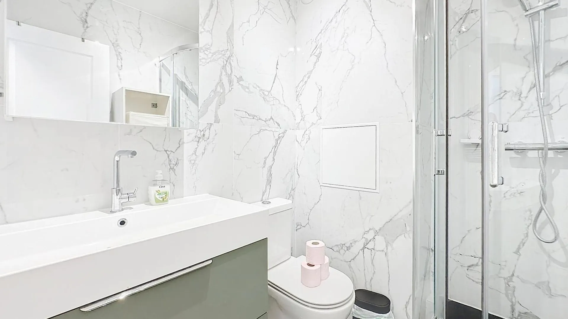 114 - Paris Appartement Renove De Luxe Pour 4 Personnes Daire